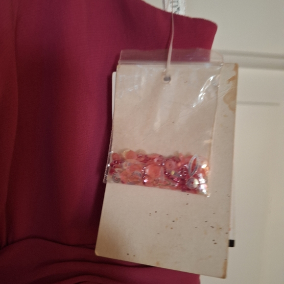 Dress - Picture 5 of 6